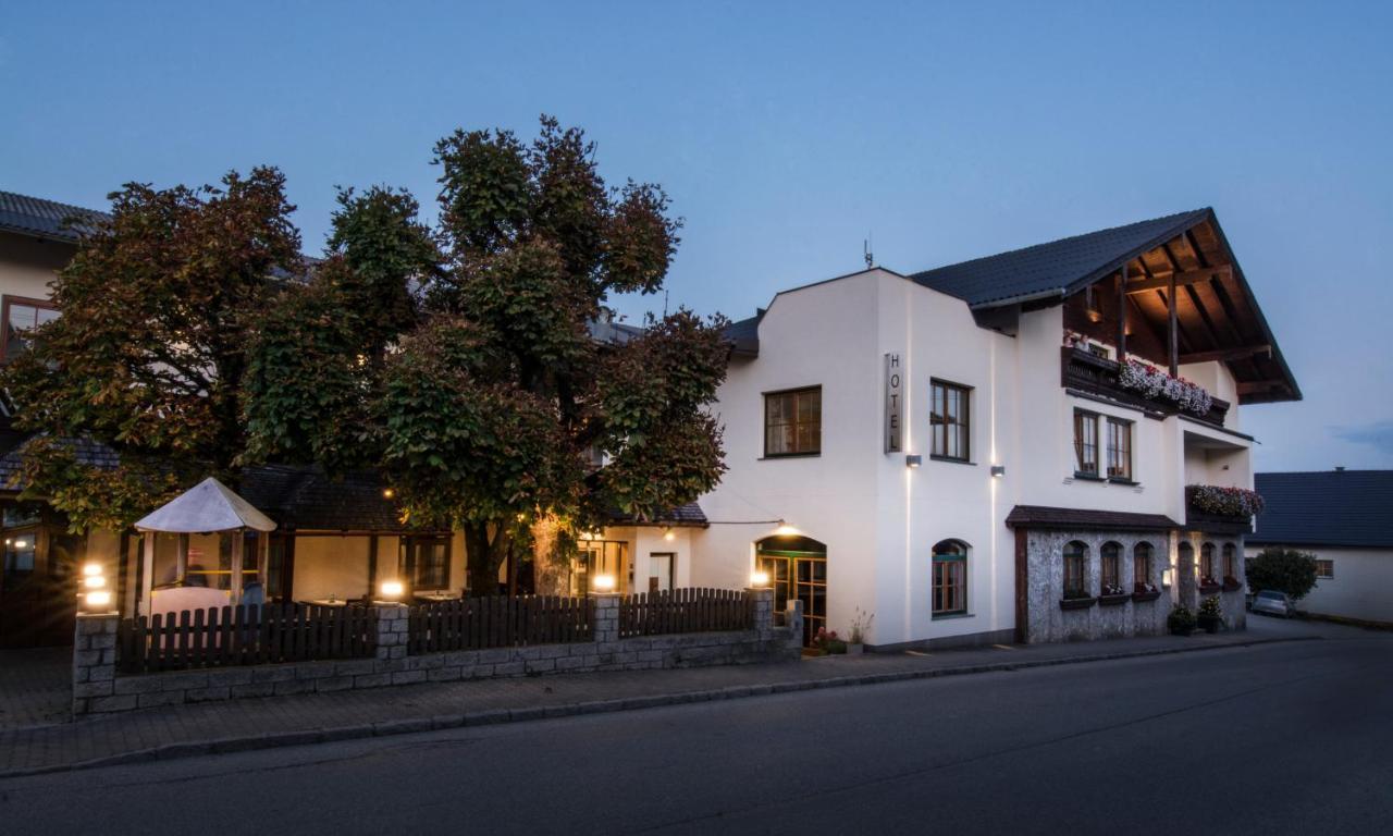 Hotel-Gasthof Beim Boeckhiasl Neukirchen an der Vöckla 외부 사진